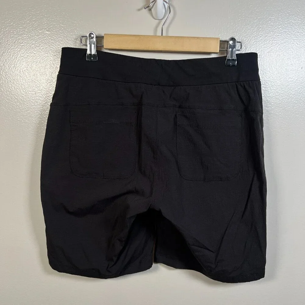 Athleta Trekkie Bermuda Shorts Size 8 Black Hiking Outdoor Travel Athleisure